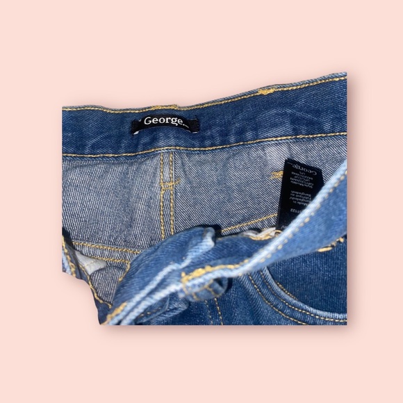 Cotton George Jeans 28 by 32 In great Condition - Picture 3 of 4